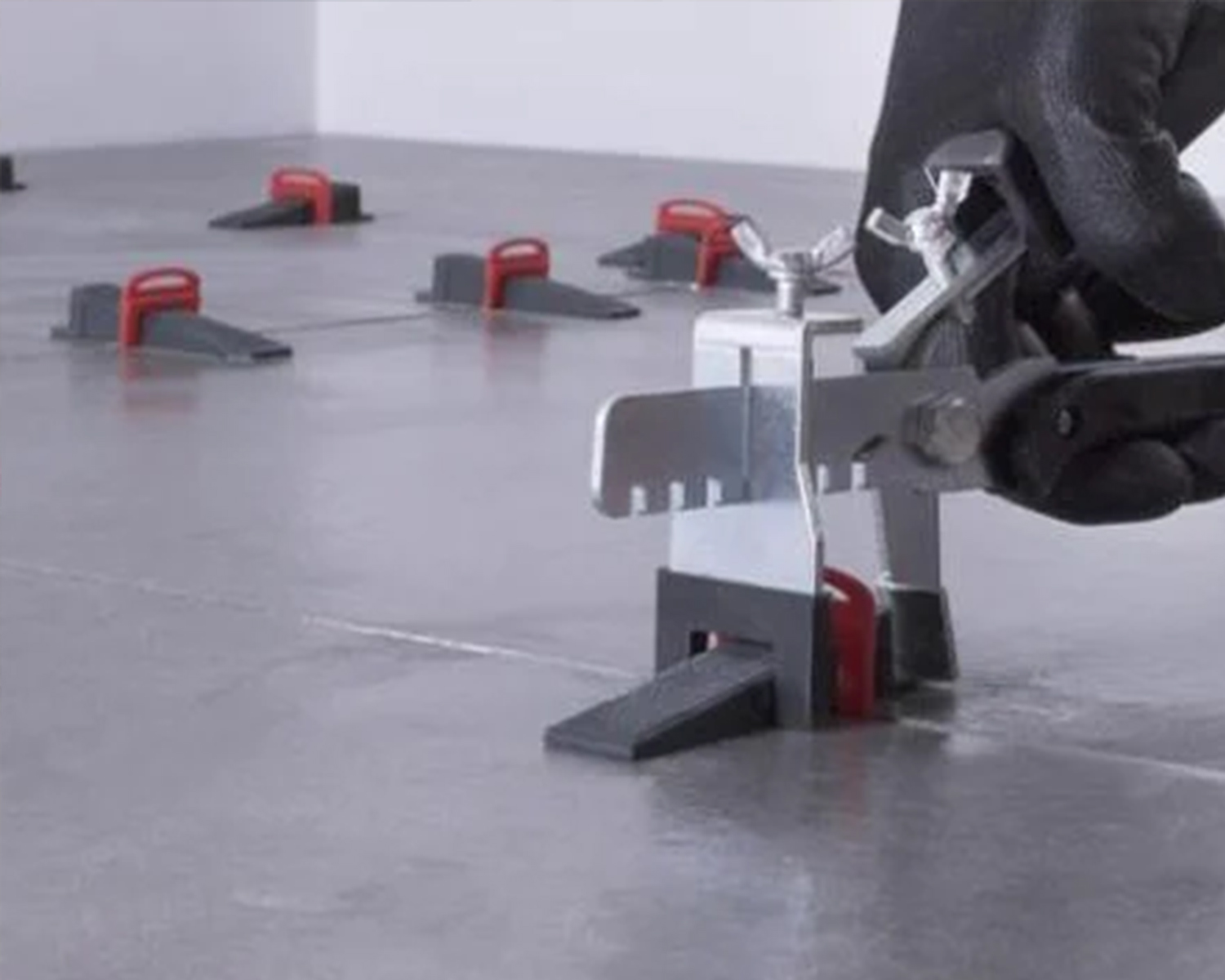 Tile cutters dealers in Faridabad